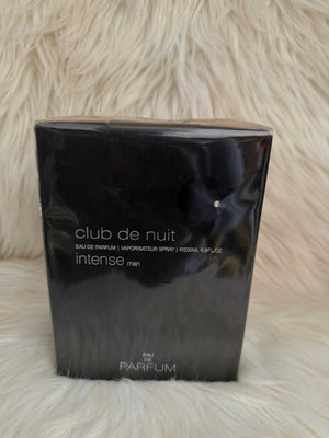 Club de Nuit
