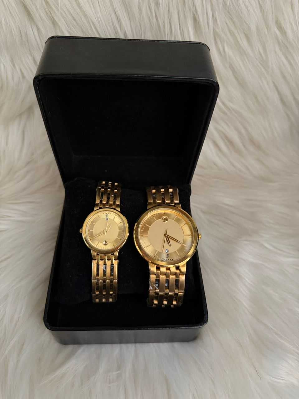 Gold Couple Wrist Watch Set