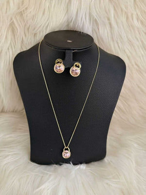 Gold Round Jewelry Set