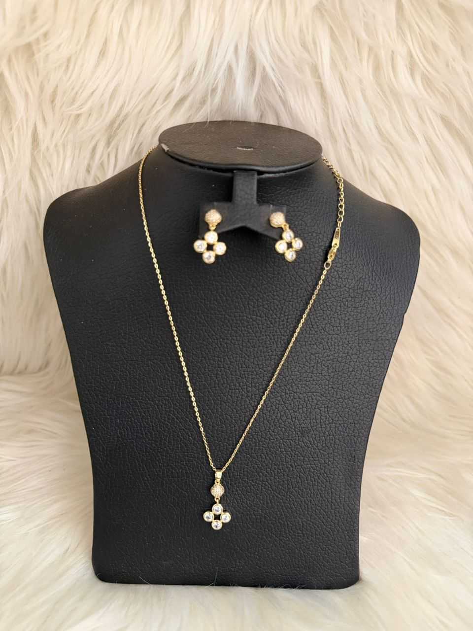 Gold Cross Crystal Jewelry Set